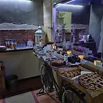 Maison Manu