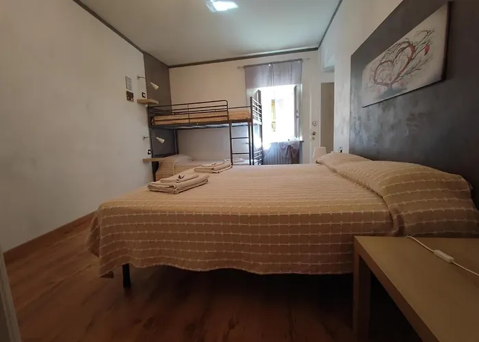 Pensión Maison Manu 4*