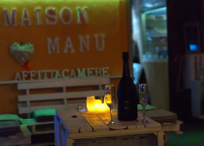 Maison Manu 게스트하우스 4*